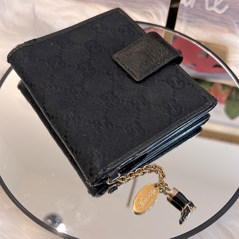 ⭐️Gucci 2 Snap Bifold Wallet